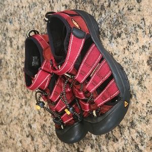 Kids Keen Sandals Size 13